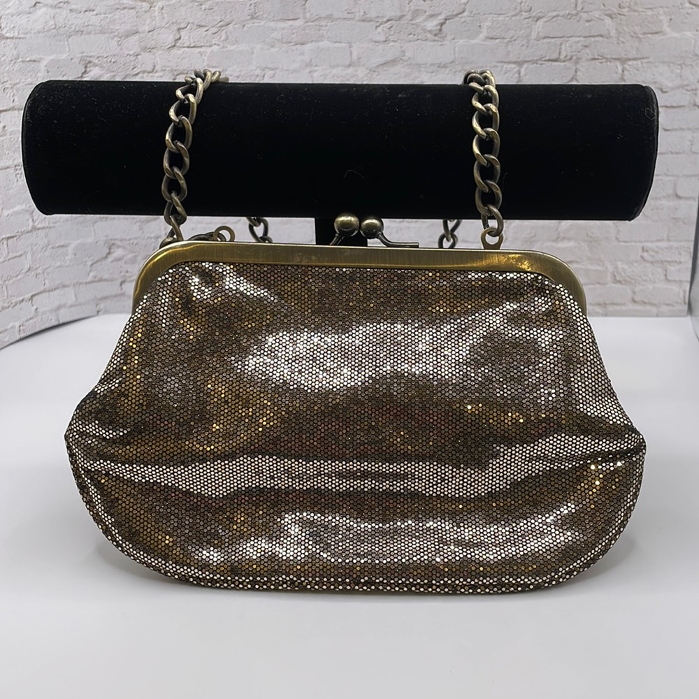Express Clutch